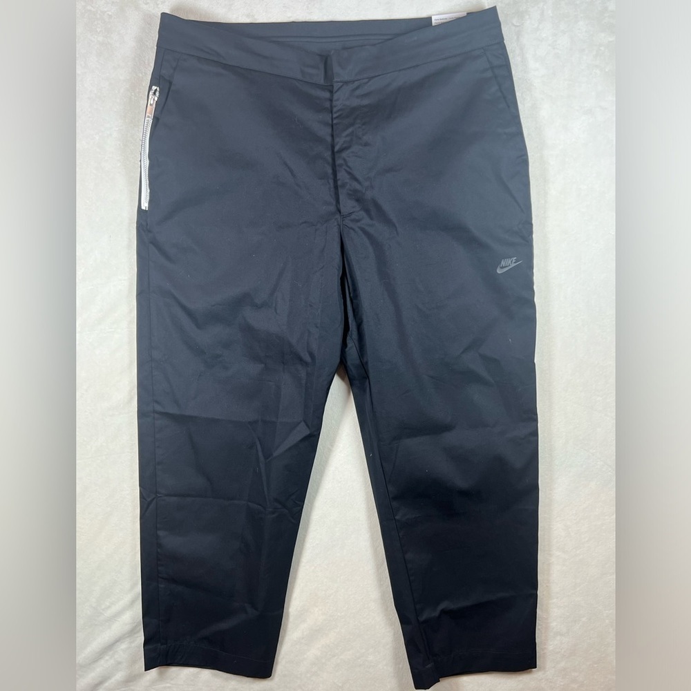 NWT Nike 36W Standard Fit Tapered Leg Sneaker Length Black Casual Pants Chinos